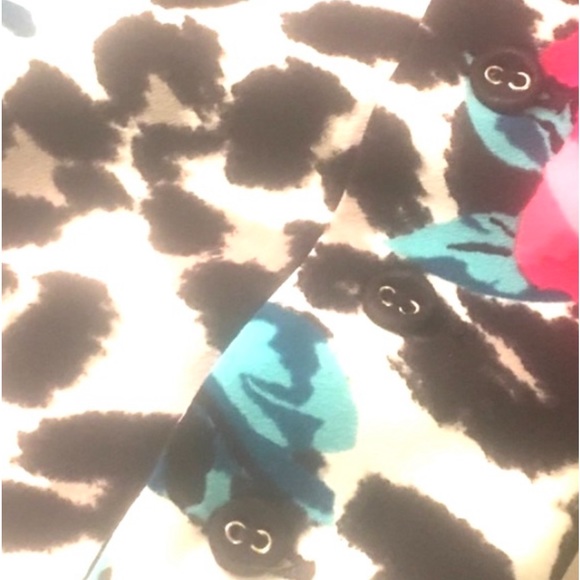 🆕🌼LANE BRYANT Animal Floral Print Top🌼 - Picture 5 of 12